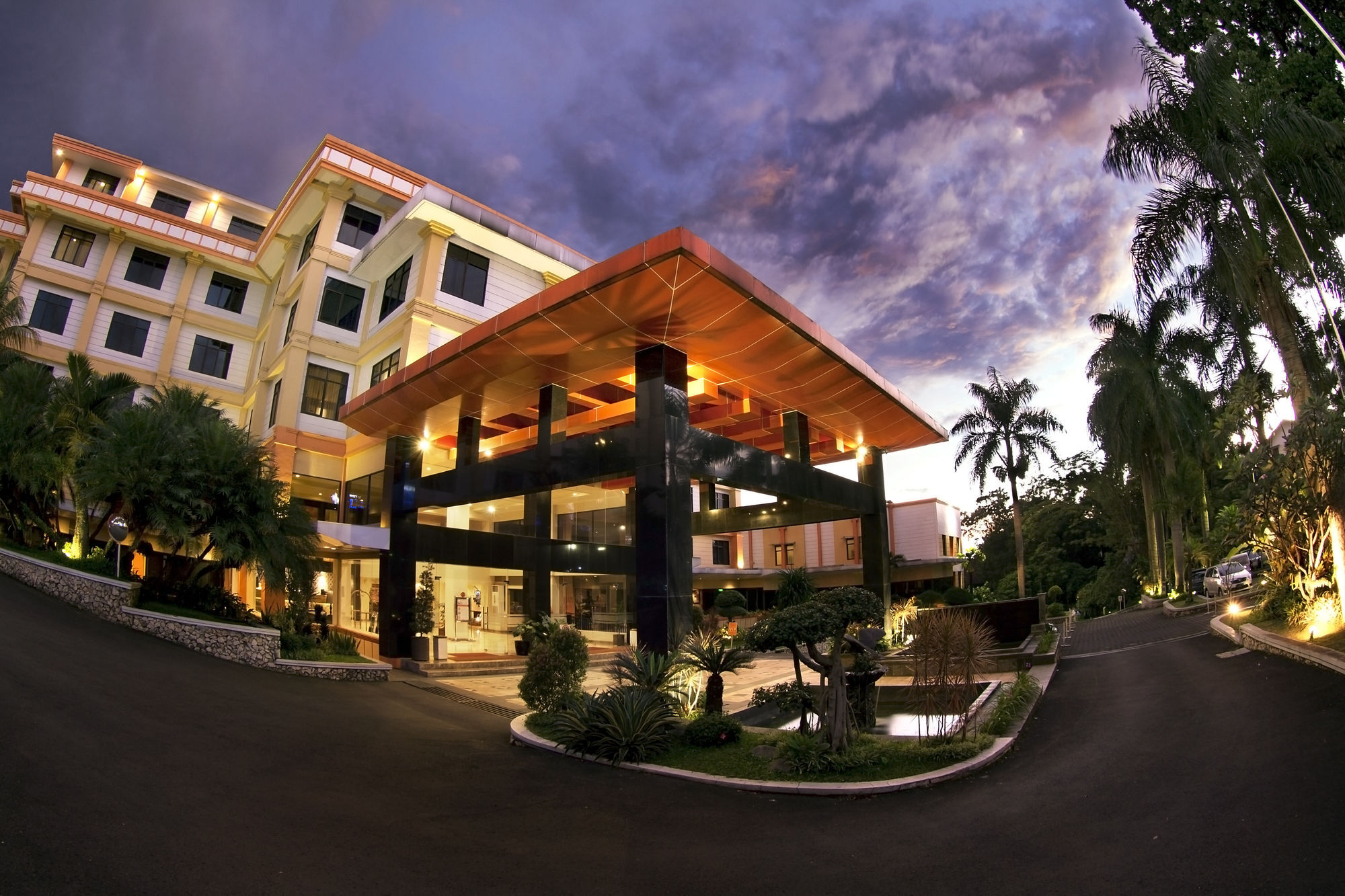 Sari Ater Kamboti Hotel Bandung Dış mekan fotoğraf